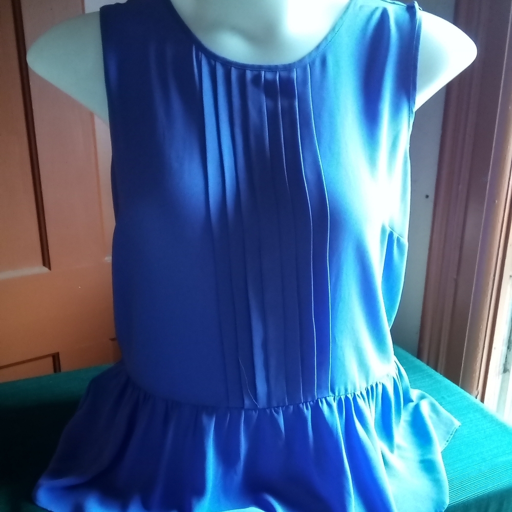 Sleeveless Lightweight Blue Pleated Blouse W/a Ruffle at the Waist. "Loft"